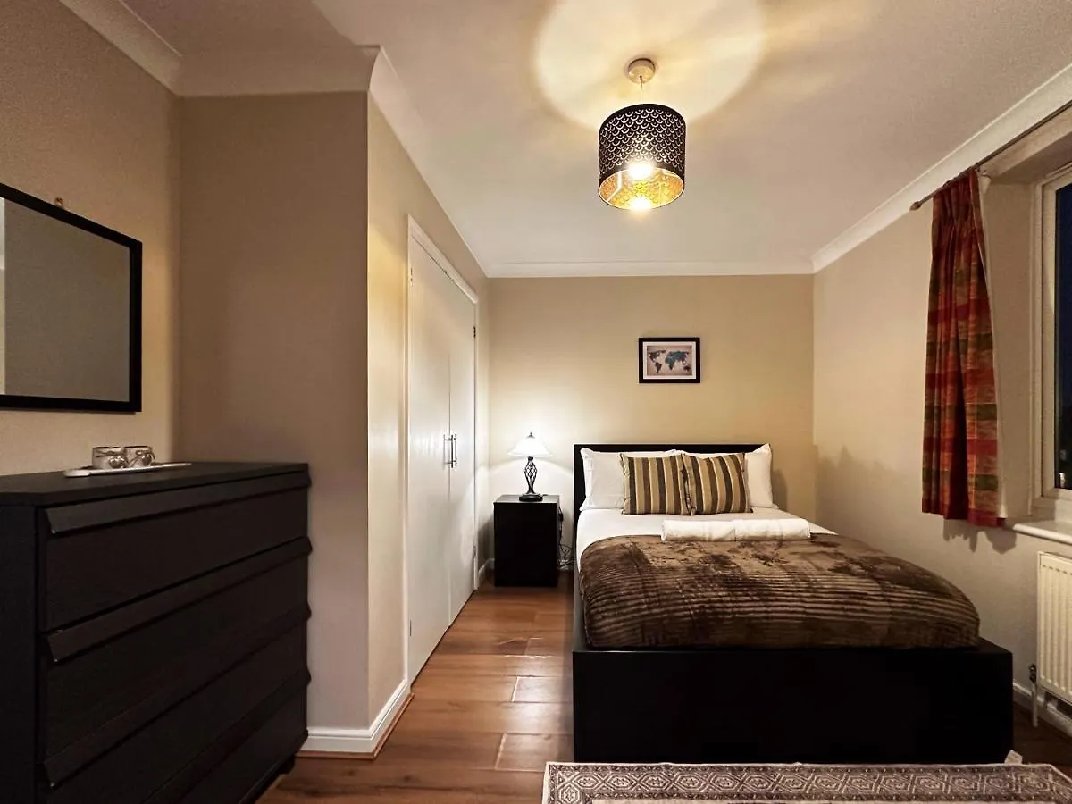 Tina Place In Tower Hill - 2 Double Beds, Max 4 People, Great Location In London United Kingdom