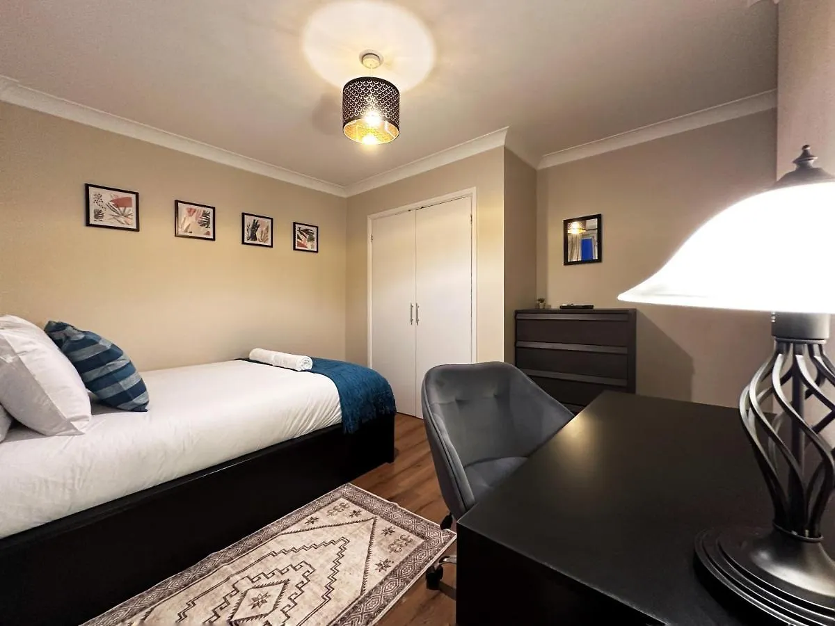 Tina Place In Tower Hill - 2 Double Beds, Max 4 People, Great Location In London 0*,  United Kingdom