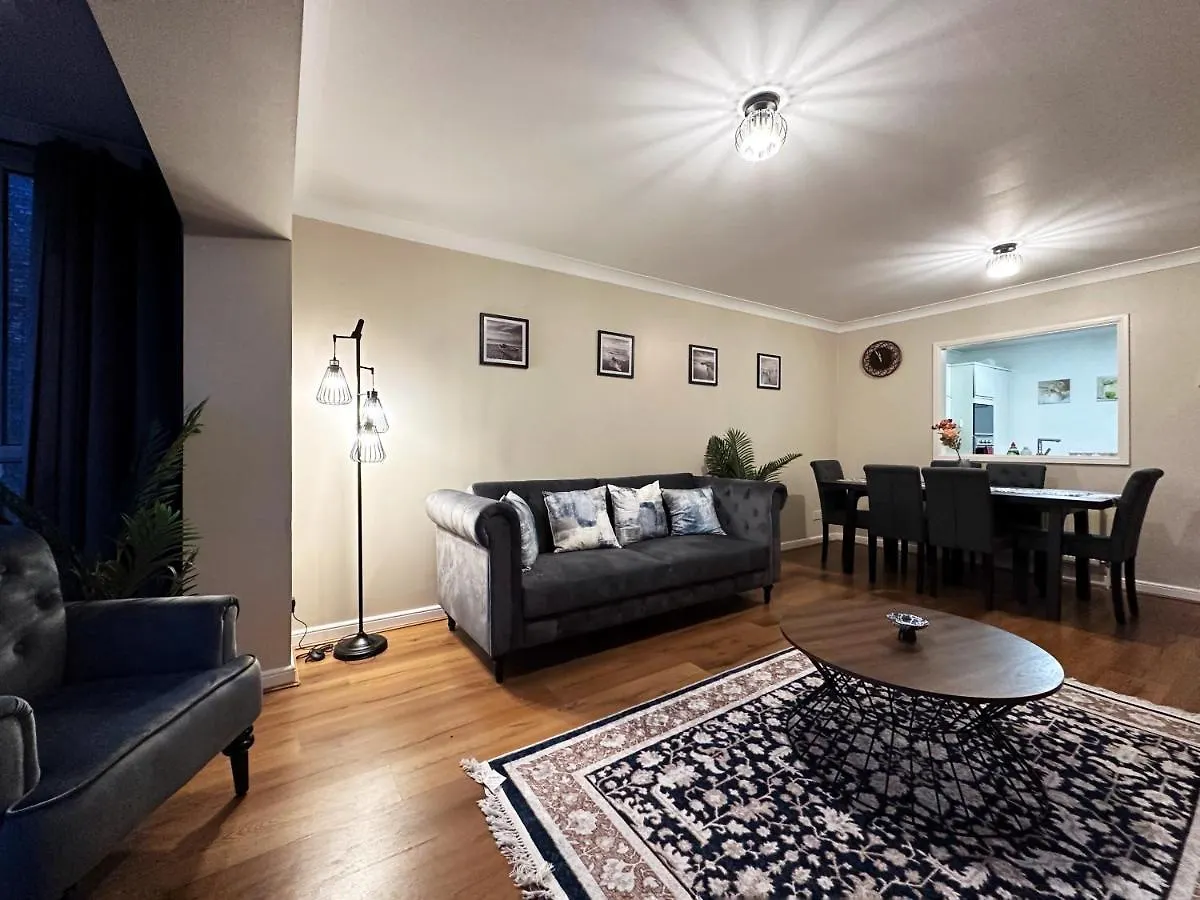 Tina Place In Tower Hill - 2 Double Beds, Max 4 People, Great Location In London 0*,